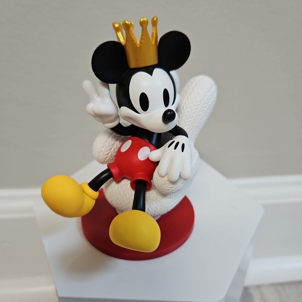 52 Toys Disney Mickey Mouse